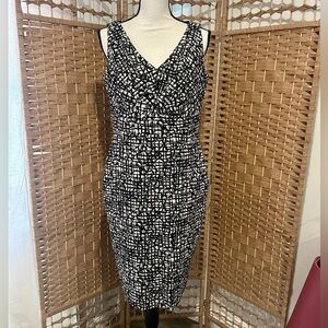 Lafayette 148 NewYork Elegant Black and White Sleeveless Dress